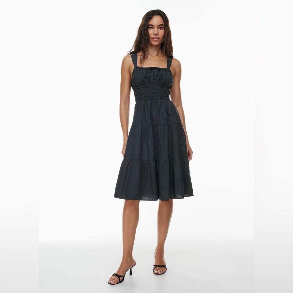 Aritzia Sunday Best Martine Poplin Midi Dress
